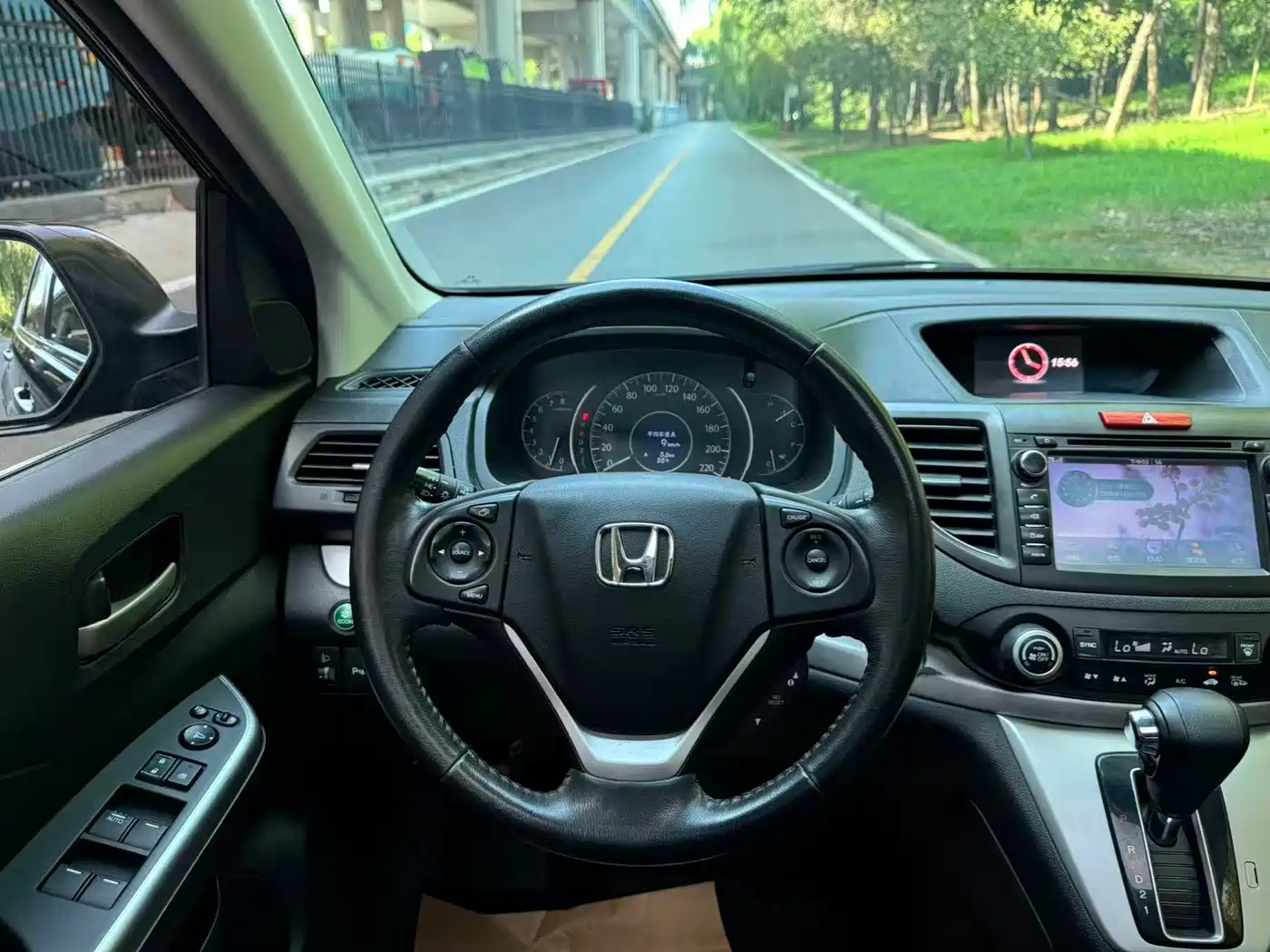 Фото 6 - Honda CR-V