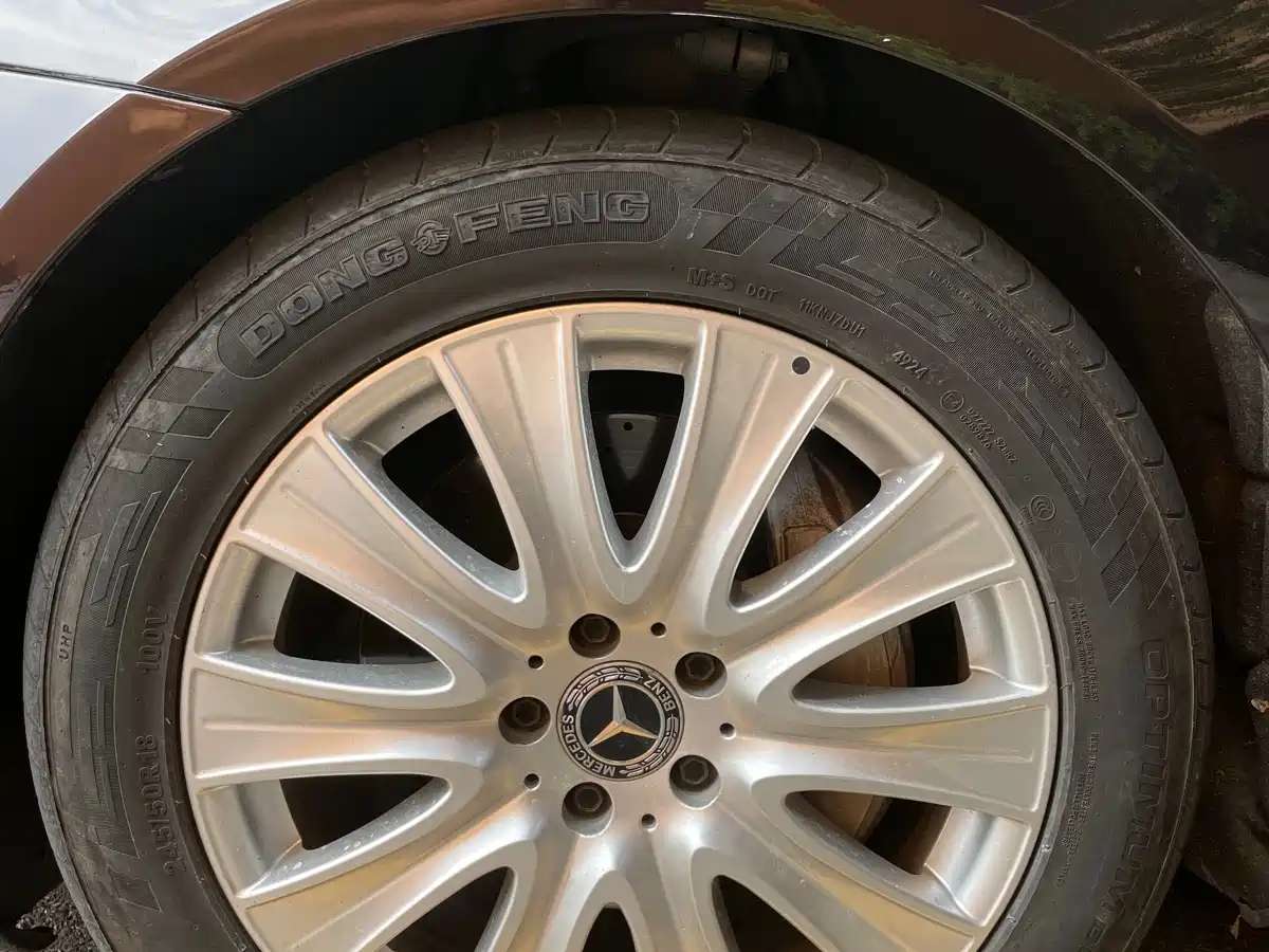 Фото 12 - Mercedes-Benz S-Class