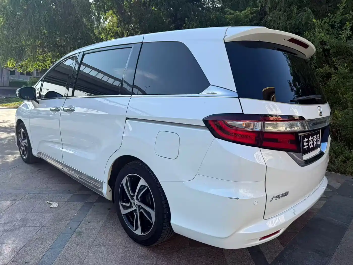 Photo 14 - Honda Odyssey