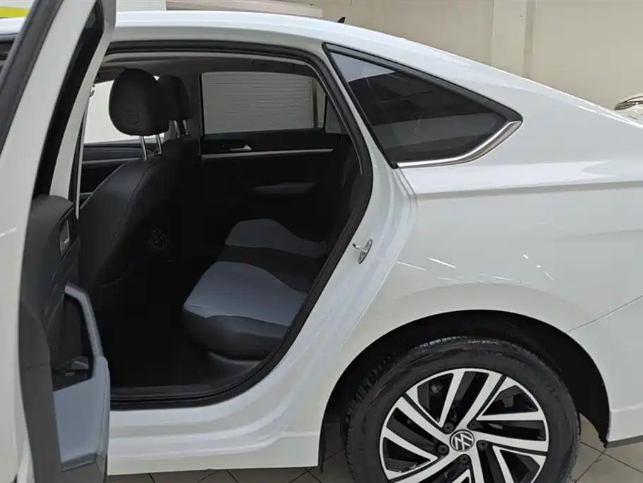 Volkswagen Lavida 2024 Model 1.5L Automatic Starlight 5 Million Edition фото 11