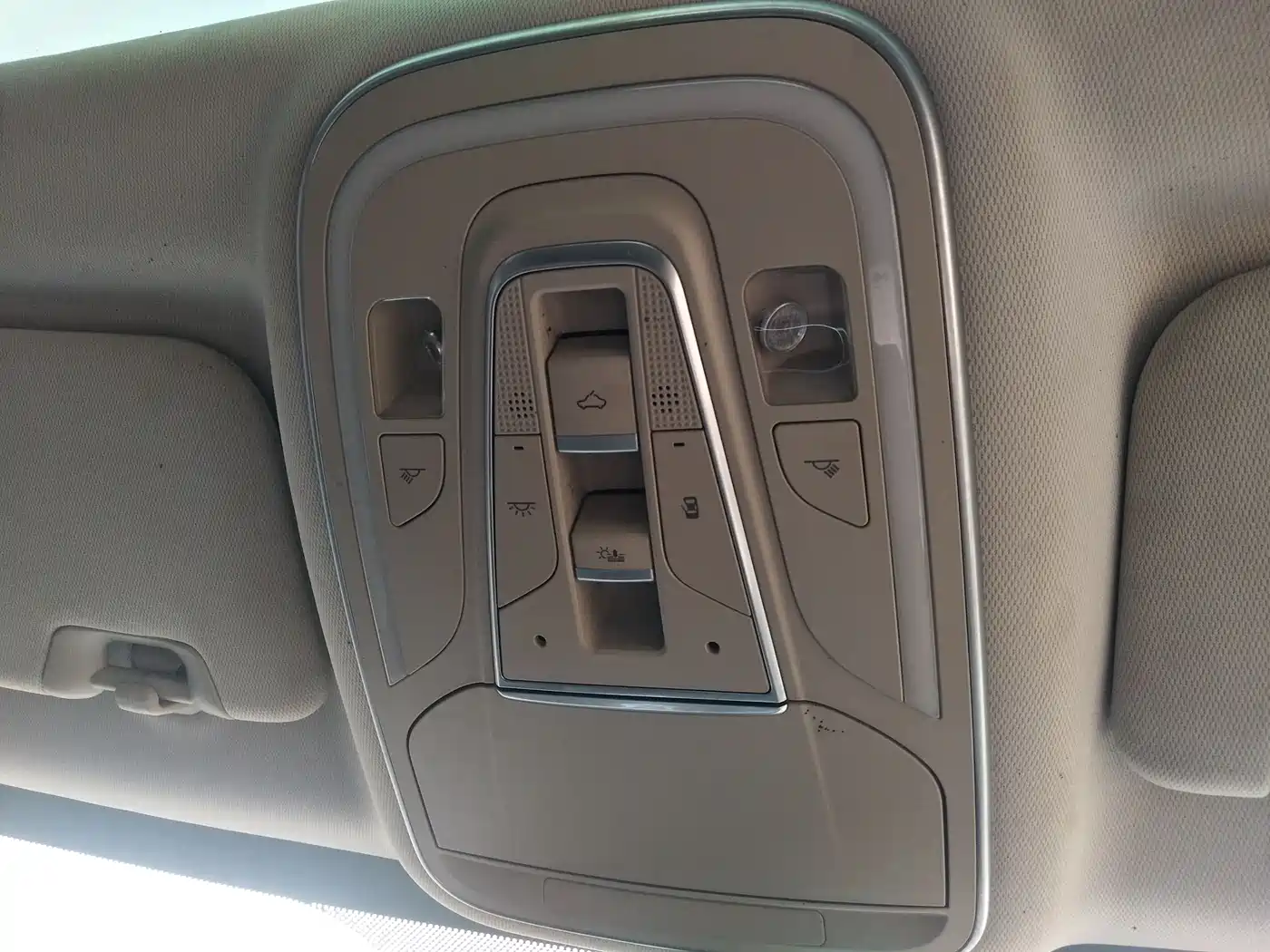 BYD S7 2016 2.0T Automatic Premium Model фото 13