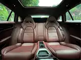 Photo 13 - Porsche Panamera