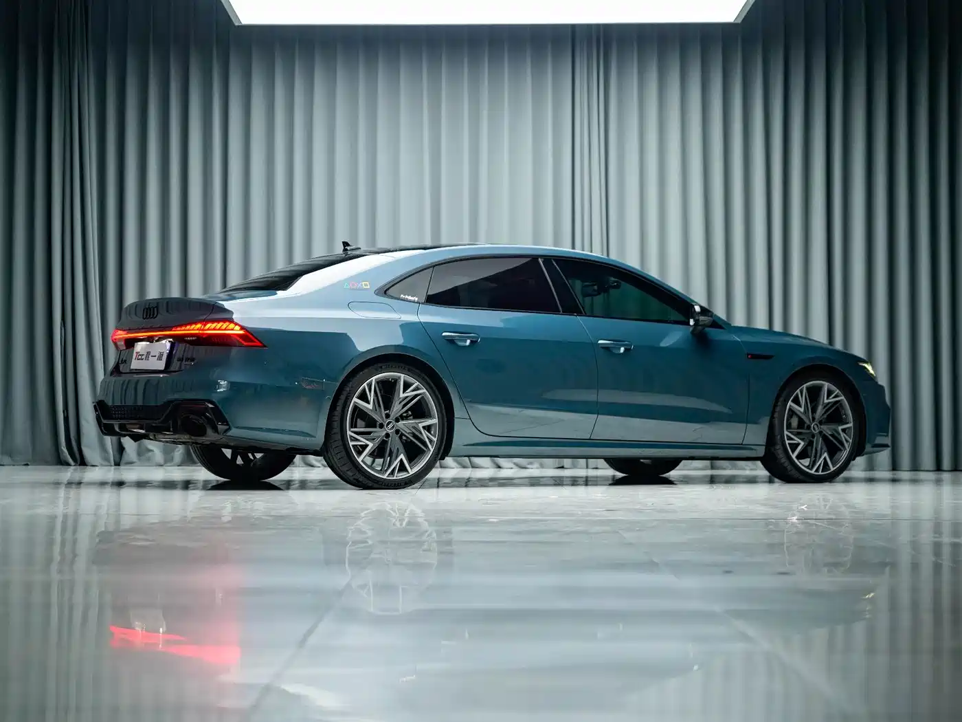 Audi A7L 2022 2022 55 TFSI quattro S-line edition one Pioneer Edition