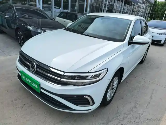 Volkswagen Bora 200TSI DSG, Smooth Travel