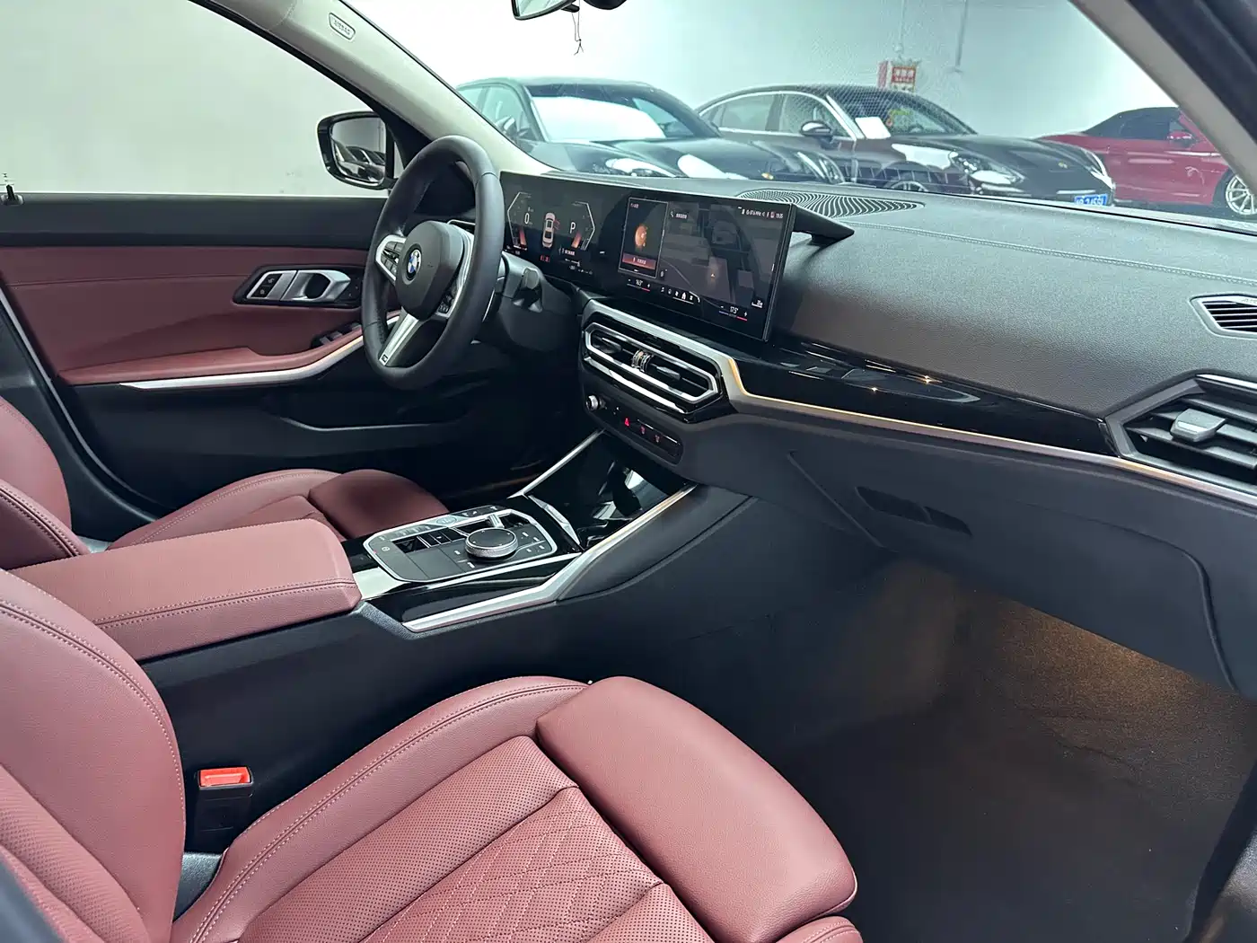 BMW 3 Series 2024 320Li M Sport Package фото 16