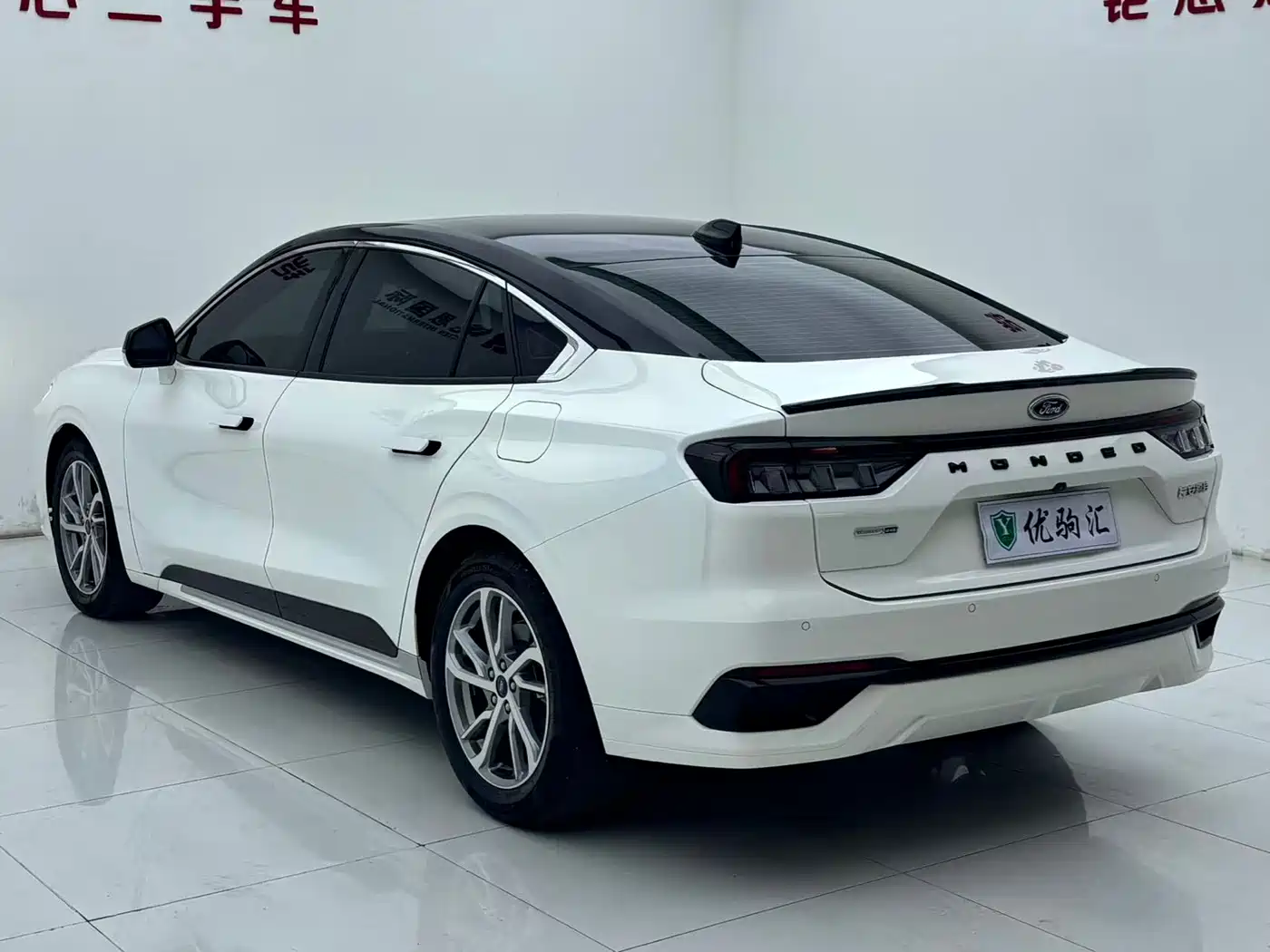 FORD MONDEO