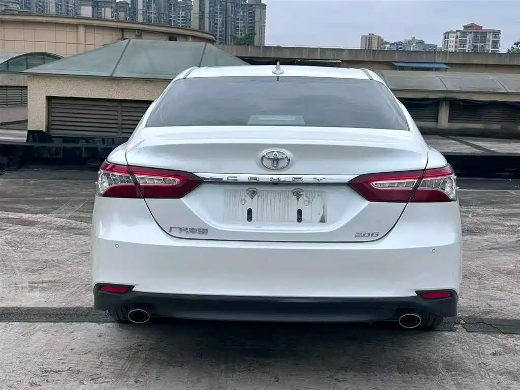 Toyota Camry 2021 2.0G Luxury Edition фото 9