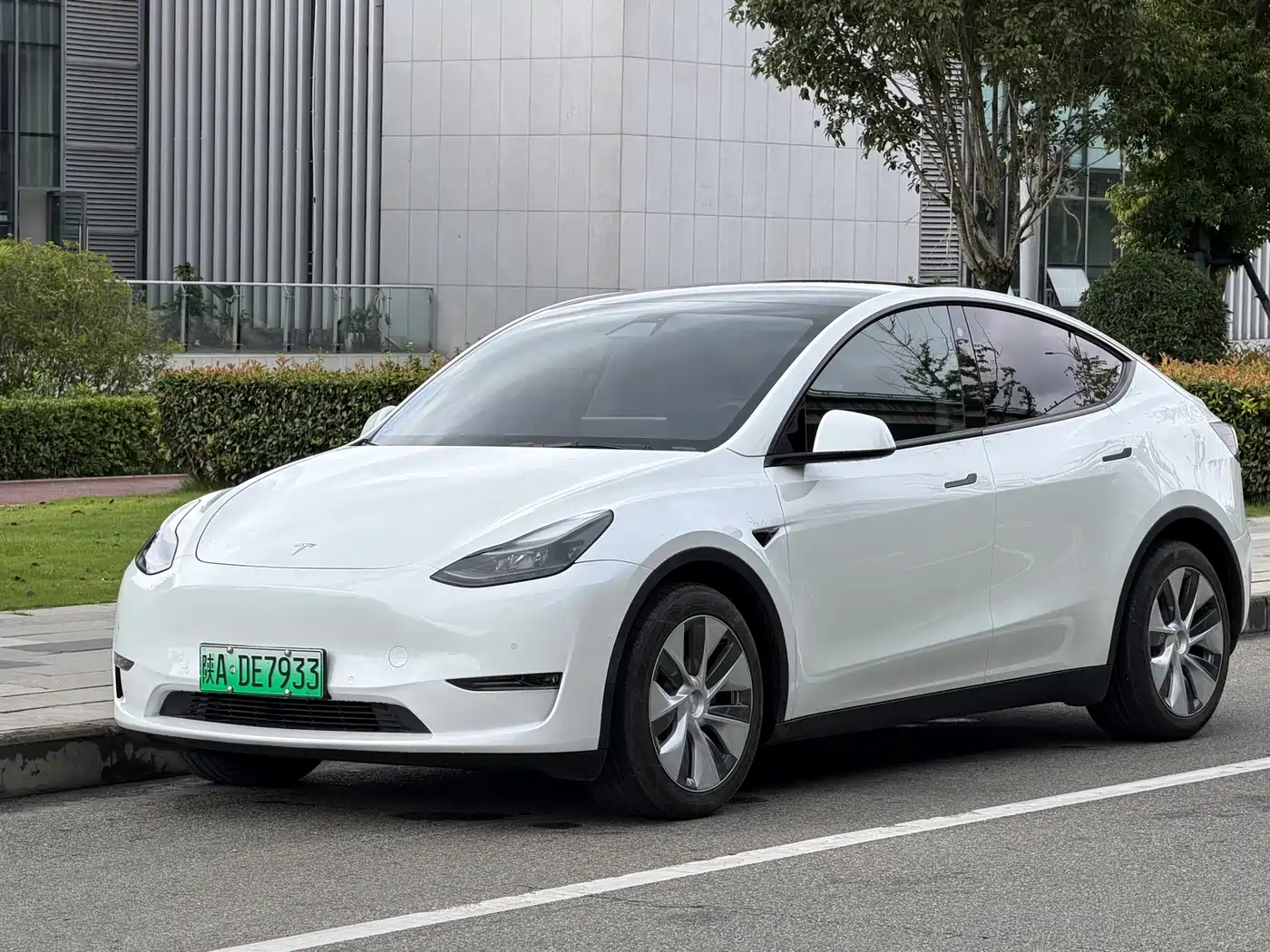 Tesla Model Y 2021
