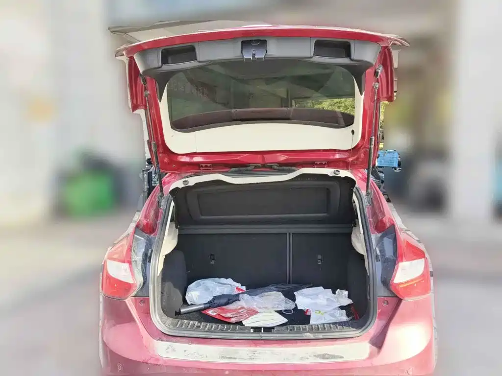 Ford Focus 2012 2012 Hatchback 1.6L Automatic Trend