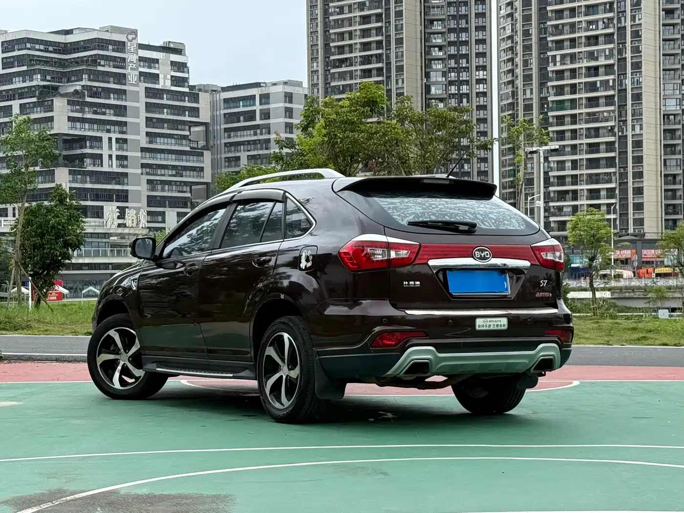 BYD S7 2015 2.0T Automatic Flagship Model фото 3