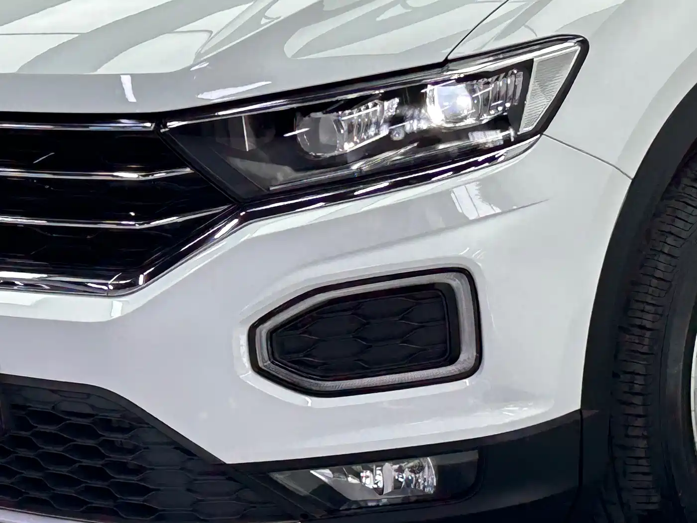 Volkswagen T-ROC 2022 280TSI DSG 2WD Elite PLUS фото 6