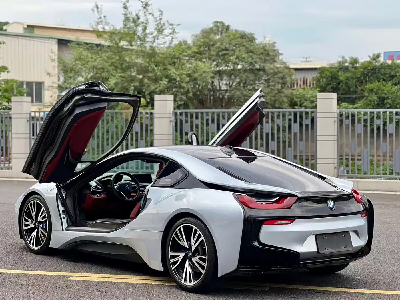 BMW i8 2015 2014 Standard