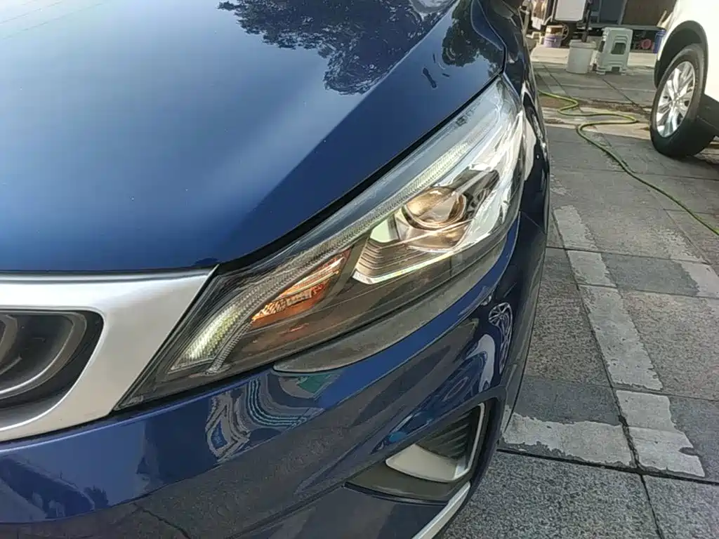 صورة 24 - Geely Emgrand GS
