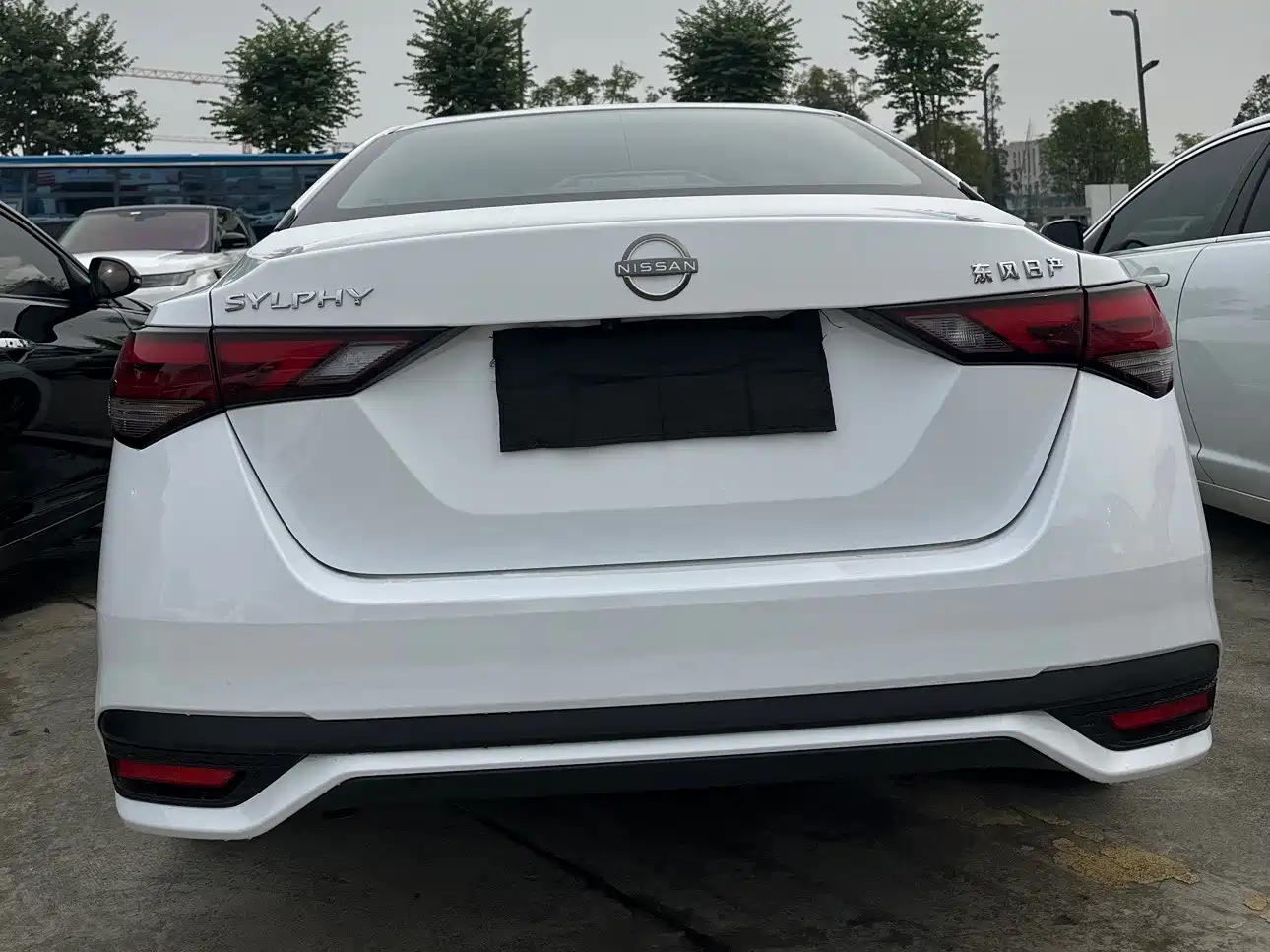 Photo 9 - Nissan Sylphy
