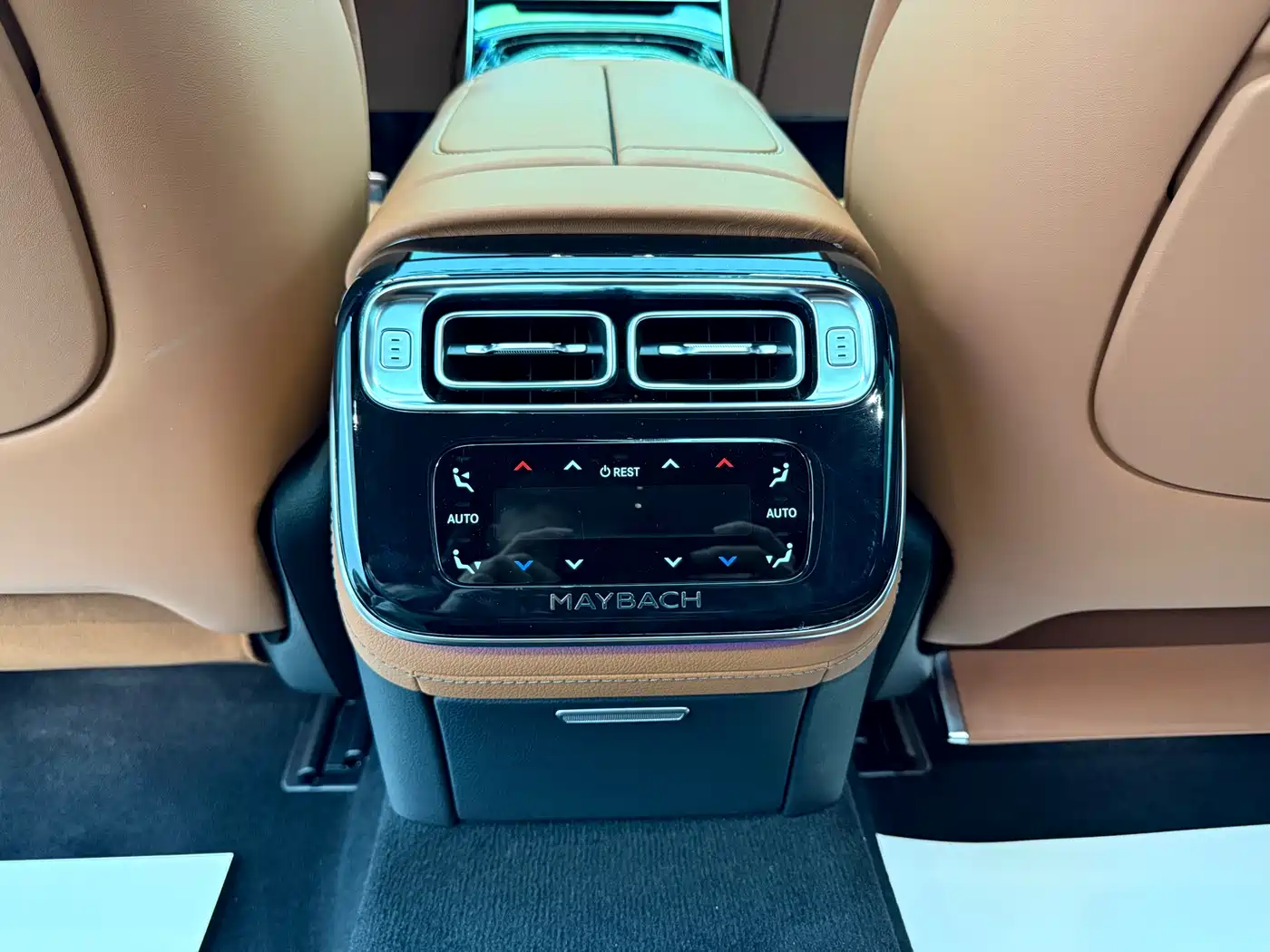 Mercedes-Benz Maybach S-Class 2024 Facelift S 480 4MATIC фото 20