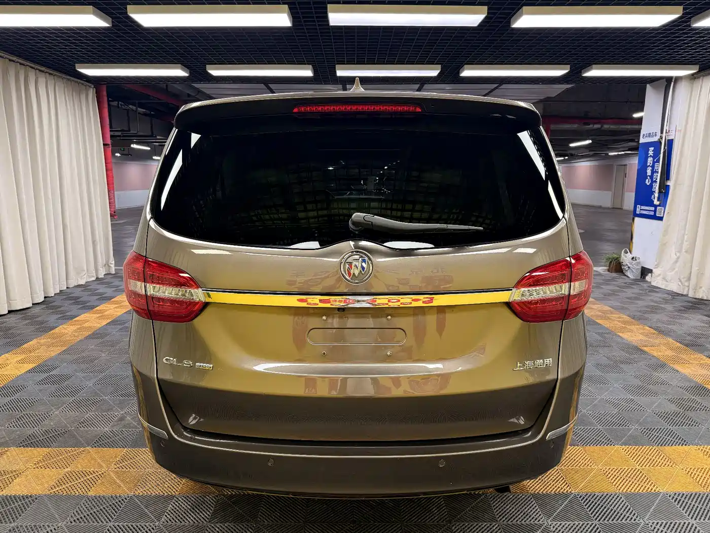 Buick GL8 2014 3.0L GT Luxury Business Elegance фото 4