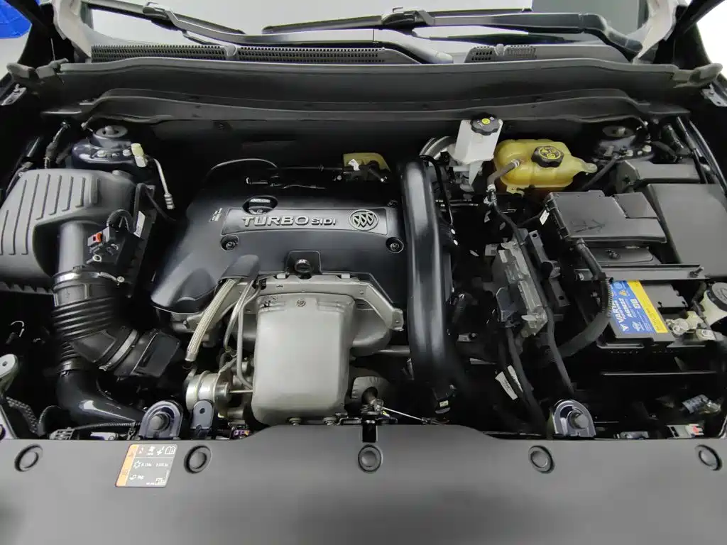 Photo 6 - Buick Envision Plus