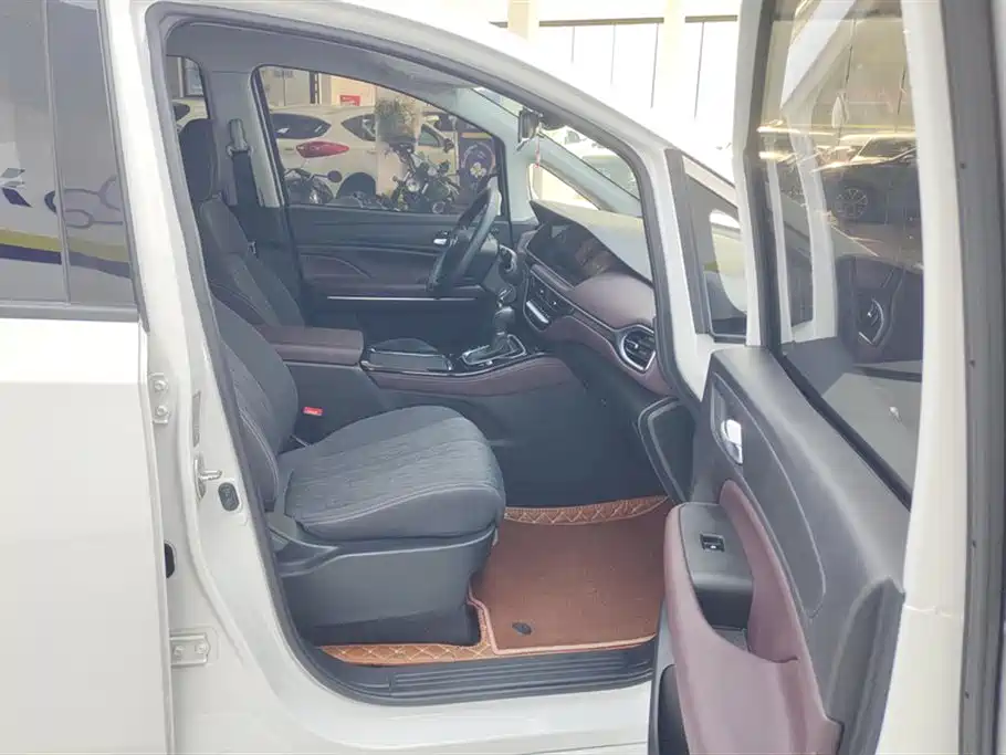 GAC Trumpchi Trumpchi M6 2023 PRO 270T DCT Elite Edition фото 8