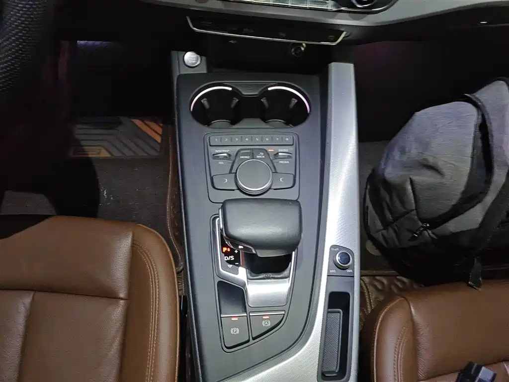 Audi A5 (Import) 2019 Sportback 40 TFSI Fashion фото 14