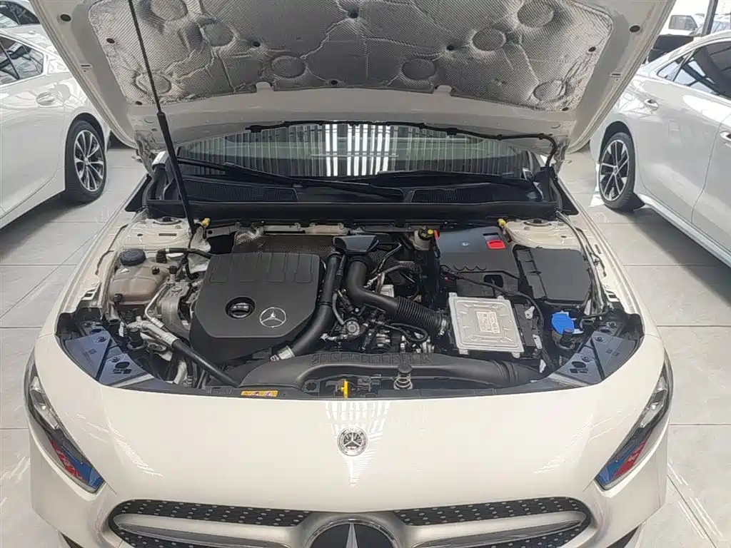 Mercedes-Benz A-Class 2022 Facelift A 200 L Sport Sedan Fashion Style фото 20
