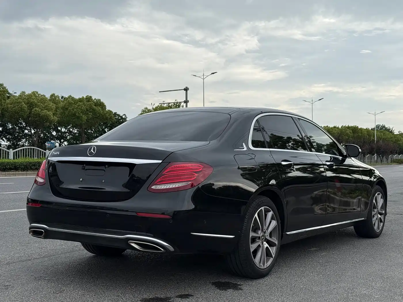 Mercedes-Benz E-Class 2020 E 260 L фото 4