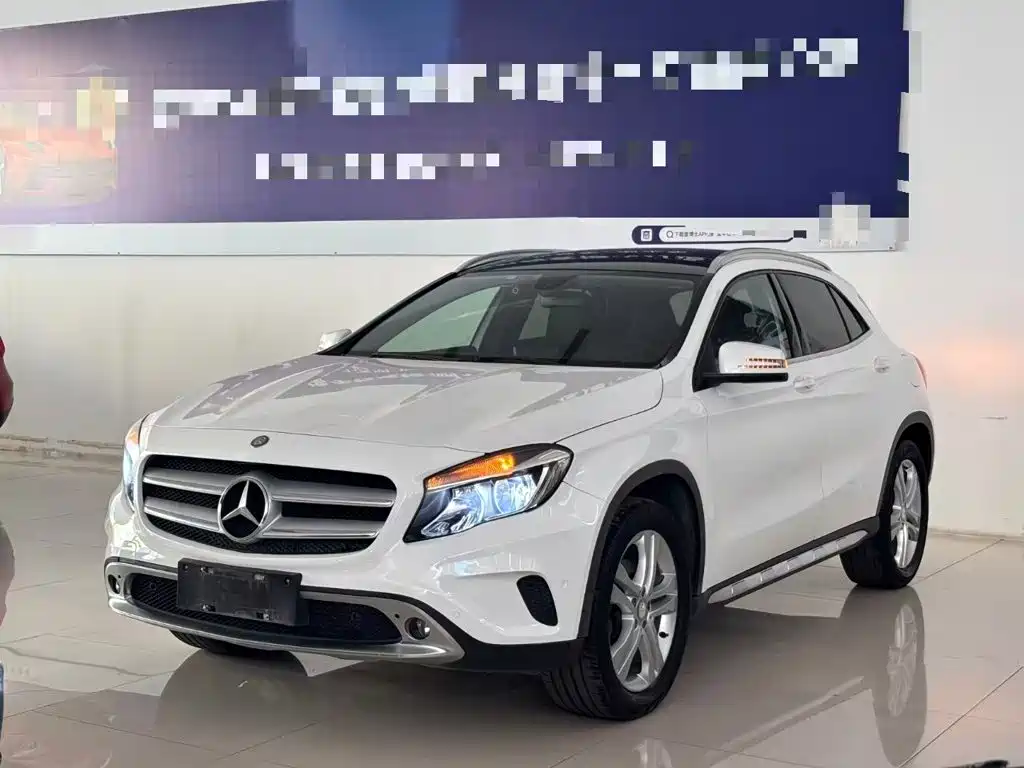 Mercedes-Benz GLA 2015 2015 GLA 200 Dynamic