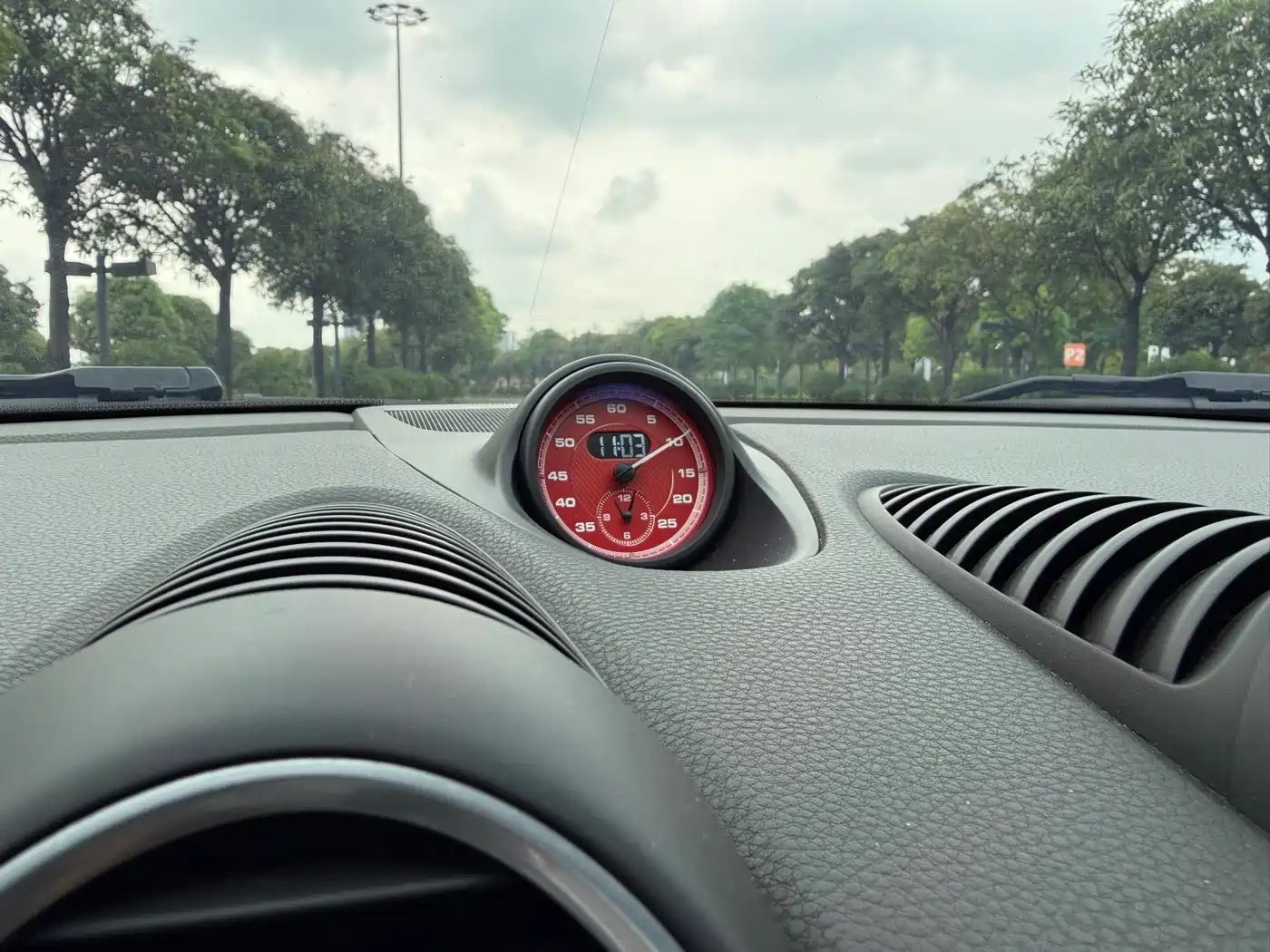 Porsche 718 2016 Boxster 2.0T фото 4