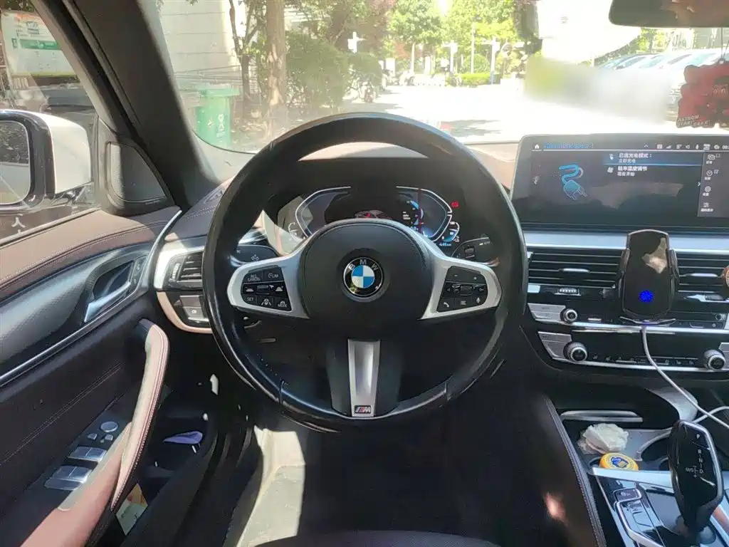 BMW 5 SERIES NEW ENERGY