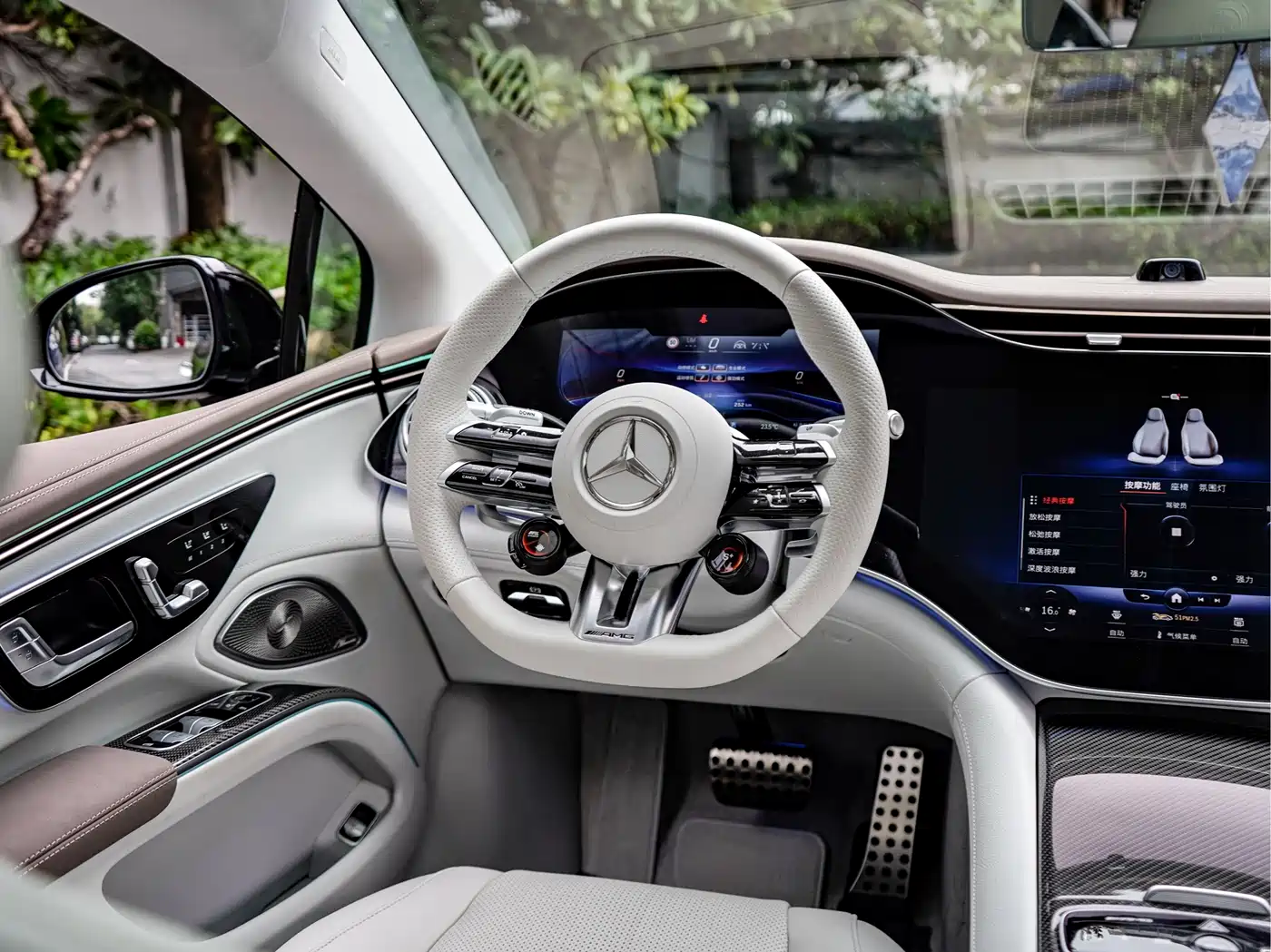 Mercedes-Benz EQS AMG 2023 AMG EQS 53 4MATIC+ фото 15