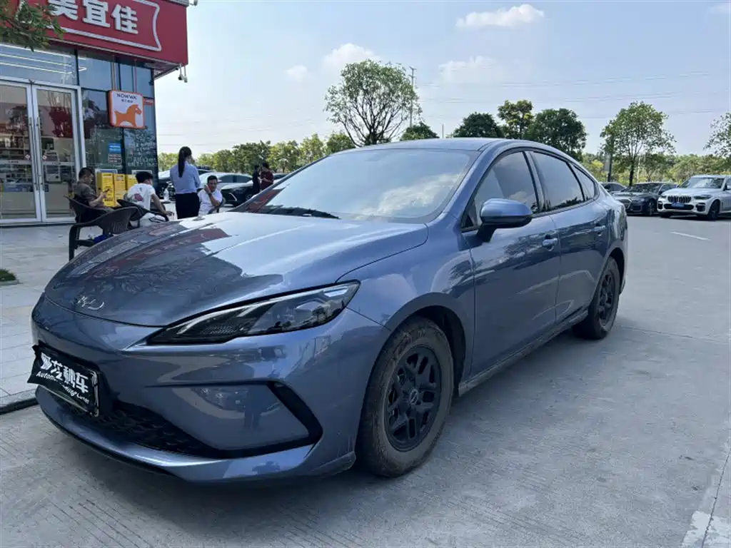 2025 BYD Seal 05