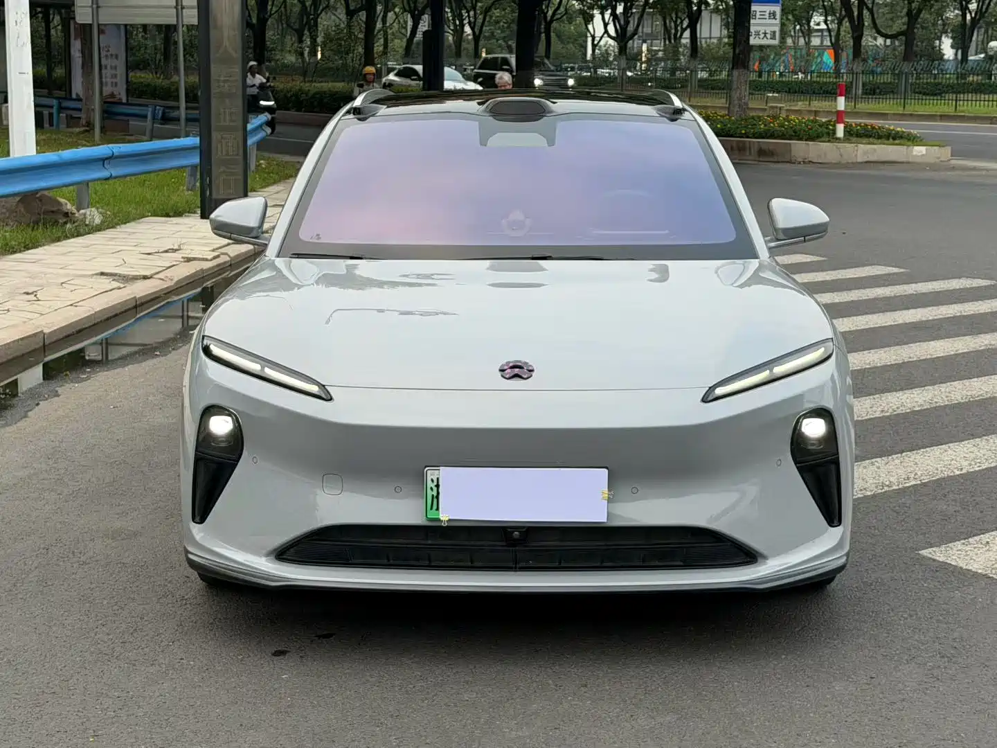 Фото 2 - NIO ET5T