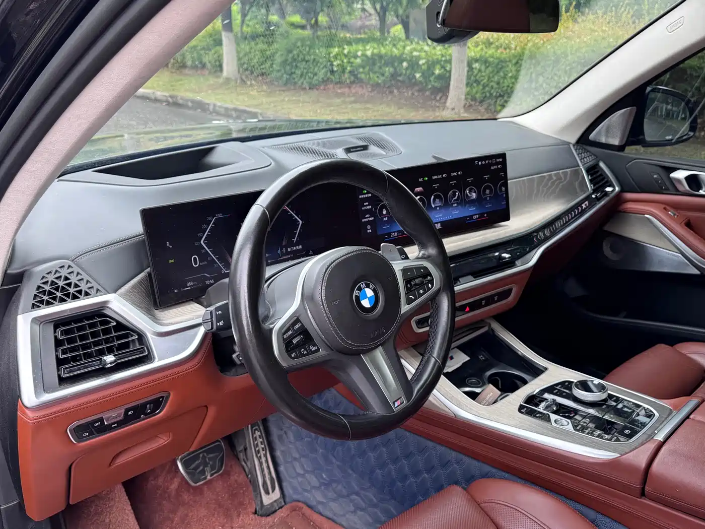BMW X7 2023 xDrive40i Executive M Sport Package фото 9