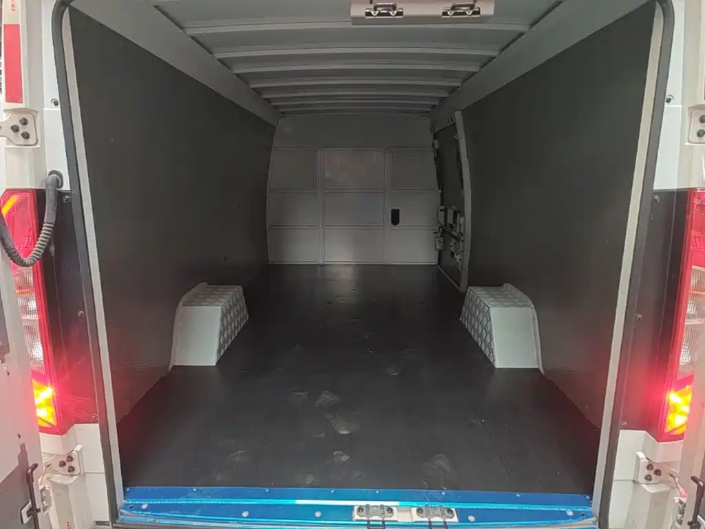 Foton Zhilan Jingling E7 2026 2023 Pure Electric Van Flat Roof 2-seater CATL 38.64kWh