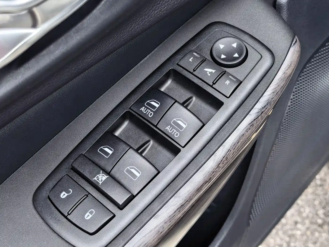 Jeep Cherokee 2021 2020 2.0L 2WD Classic Sport Edition