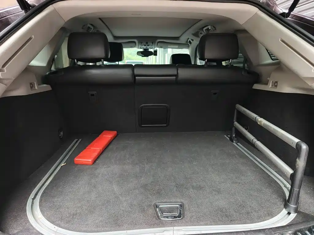 Cadillac SRX 2016 2015 3.0L Leading