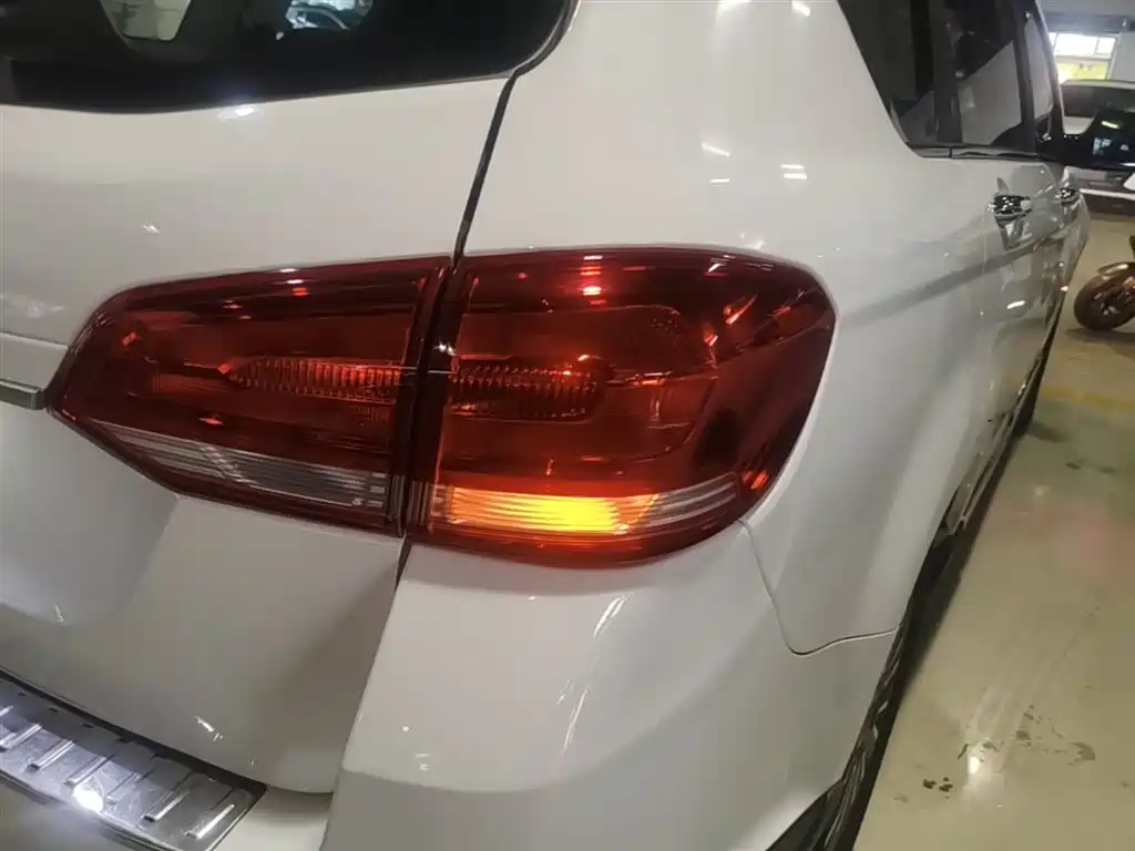 Haval H6 2017 Blue Label Sport 1.5T Auto 2WD Luxury фото 8
