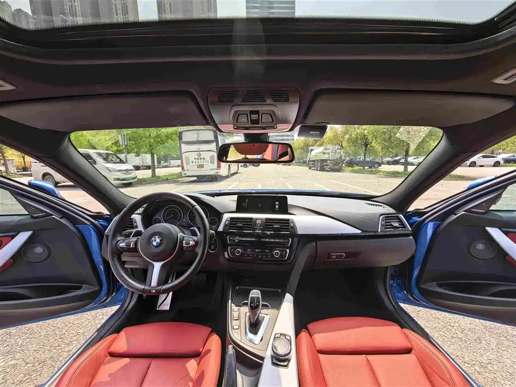 BMW 3 Series 2016 328i M Sport фото 18