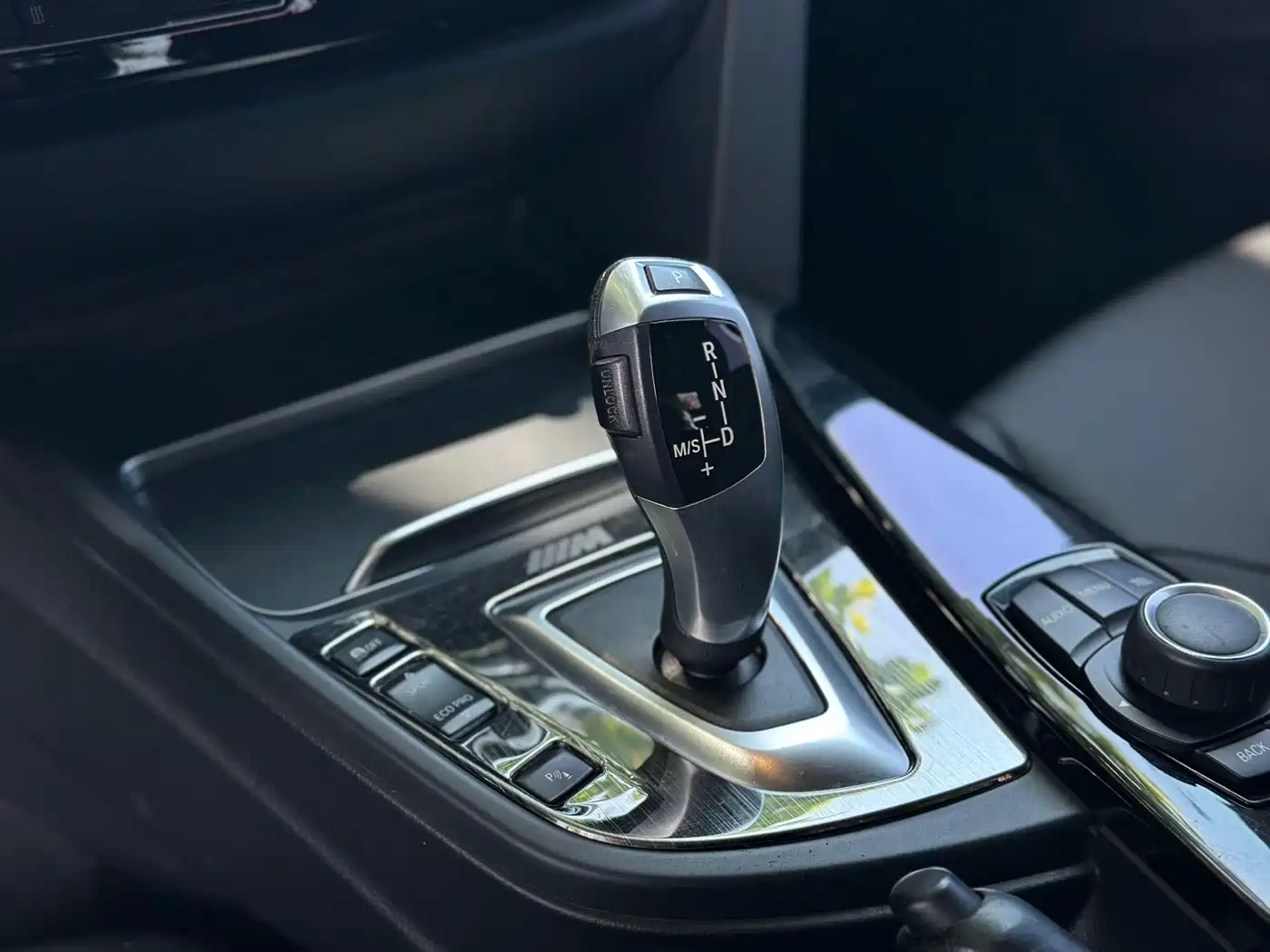 BMW 3 Series 2017 320Li Fashion фото 9