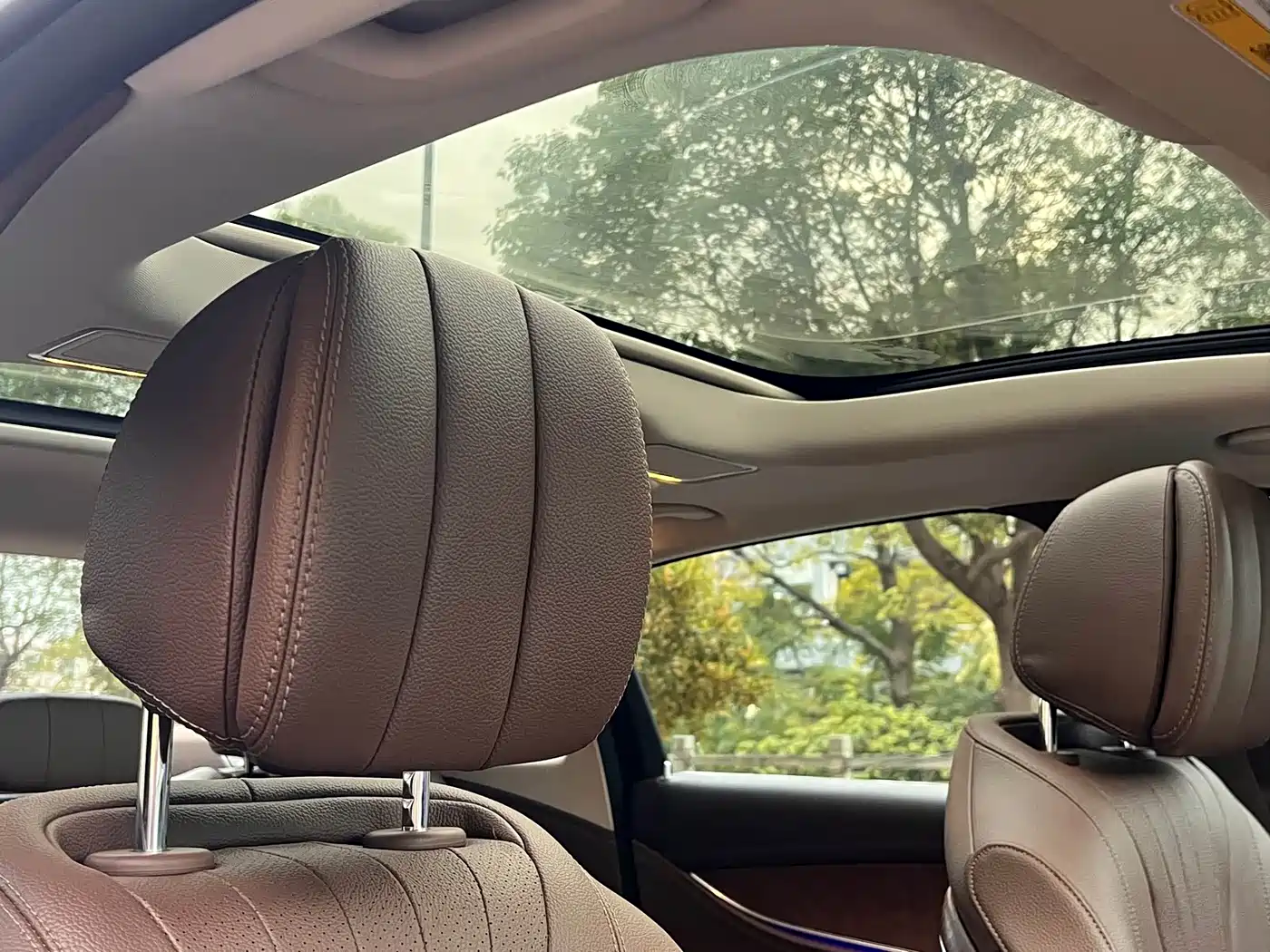 Mercedes-Benz E-Class 2021 E 300 L Fashion фото 12
