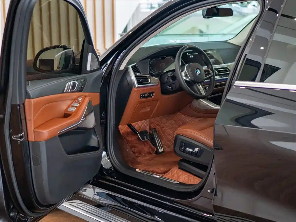 BMW X7 2022 xDrive40i Executive M Sport Package фото 14
