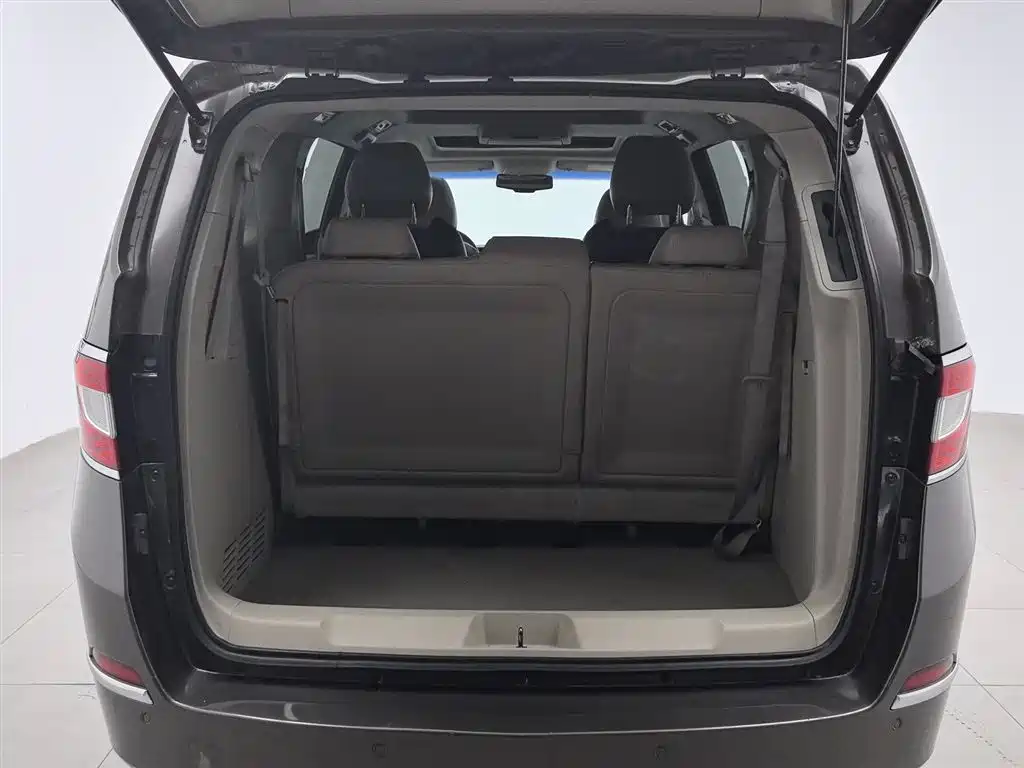 Buick GL8 2013 3.0L XT Luxury Business Flagship Edition фото 16