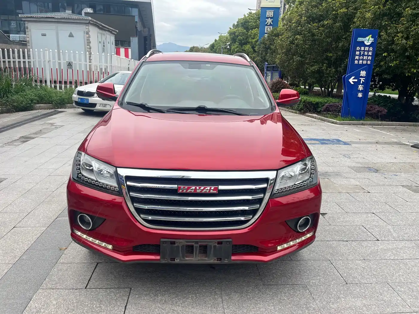 Haval H2 2016 Red Label 1.5T Automatic 2WD Luxury фото 2
