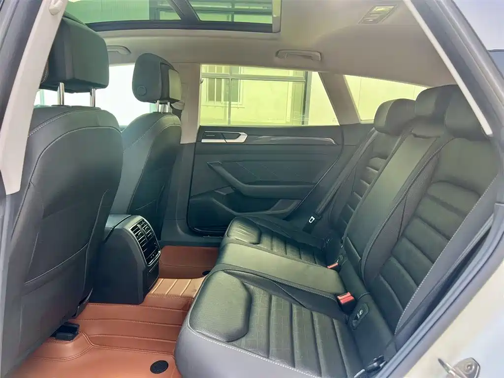Volkswagen FAW-Volkswagen CC 2023 Shooting Brake 380TSI Hunter's Heart Edition фото 13