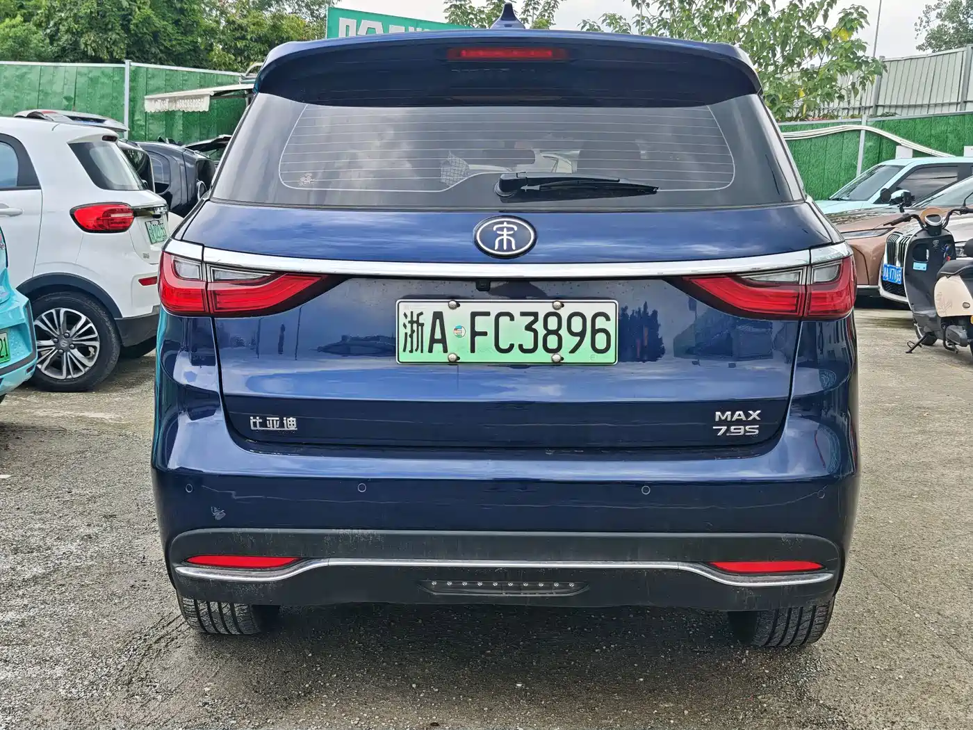 BYD Song MAX New Energy 2021 2019 DM 1.5T Smart Connect Advance 7-seater China VI