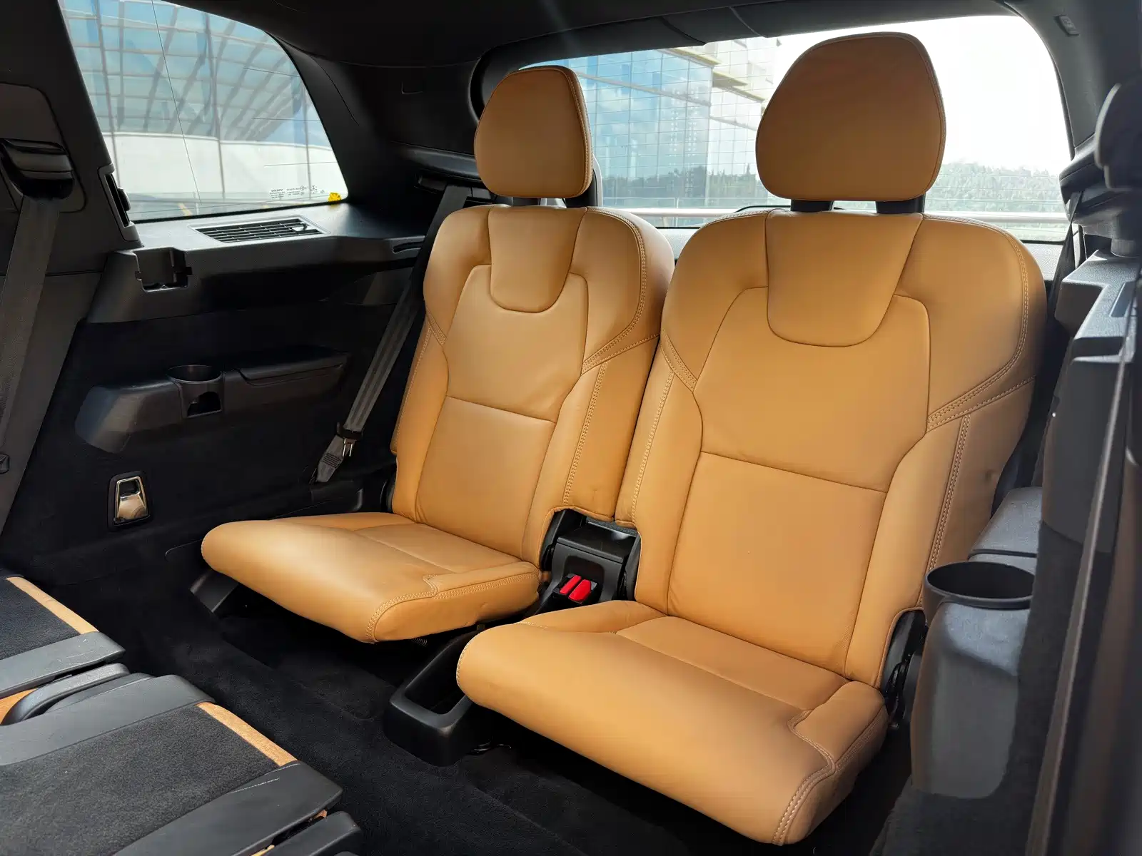 Фото 6 - Volvo XC90