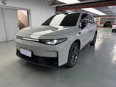 Leapmotor C10