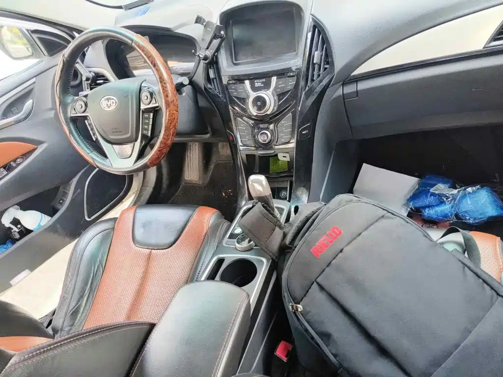 Photo 12 - BYD Qin New Energy