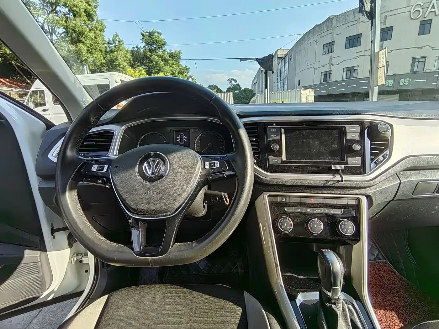 Volkswagen T-ROC 2020 230TSI DSG 2WD Progressive фото 6