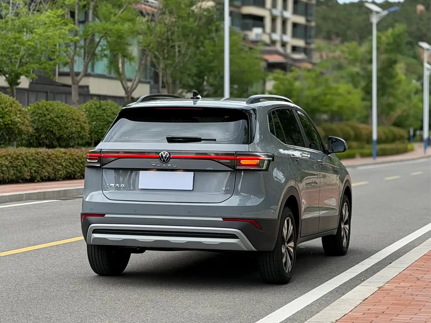 VOLKSWAGEN TUYUE