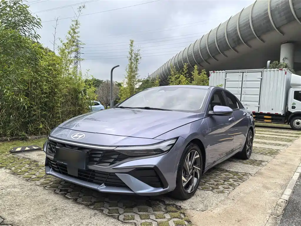 Hyundai Elantra 2023 Model 1.5L CVT LUX Premium Edition